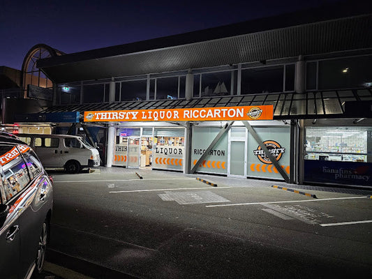 New Thirsty Liquor Riccarton Signage